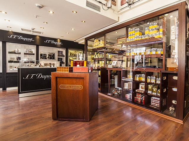La Casa del Habano-min